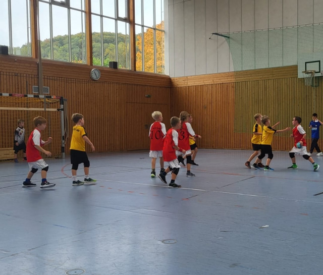 Die Feuchter "Minis" reisten zum Spieltag in die Oberpfalz zum gastgebenden TSV Berching.