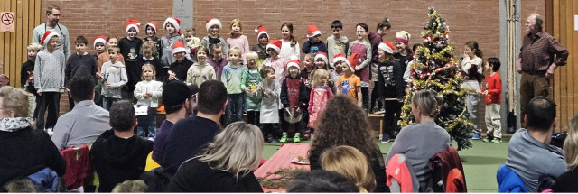 Vorweihnachtliche Stimmung an der Mini-Jahresabschlussfeier