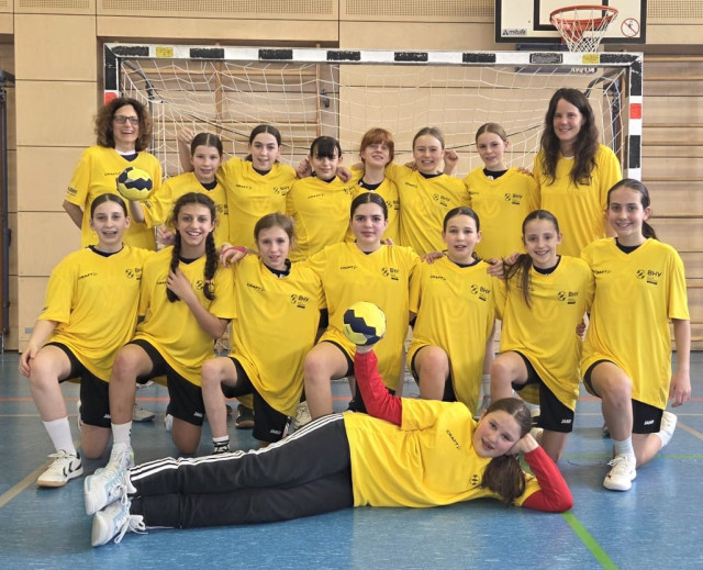 Handball: Heimsieg mit Herz: Die wD-Jugend des TSV 1904 Feucht krönt sich zum Ostbayerncup-Sieger