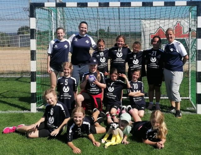 Handball: Die weibliche E-Jugend zu Gast beim Roschtler Meilencup 2026
