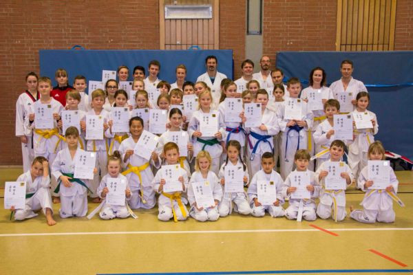 Taekwondo-Gürtelprüfung beim TSV-1904 Feucht