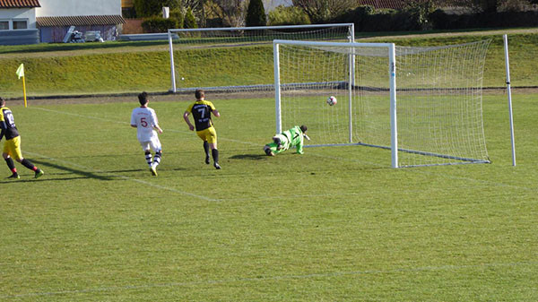 TSV 04 Feucht - TV Hilpoltstein 0:2 (0:1)