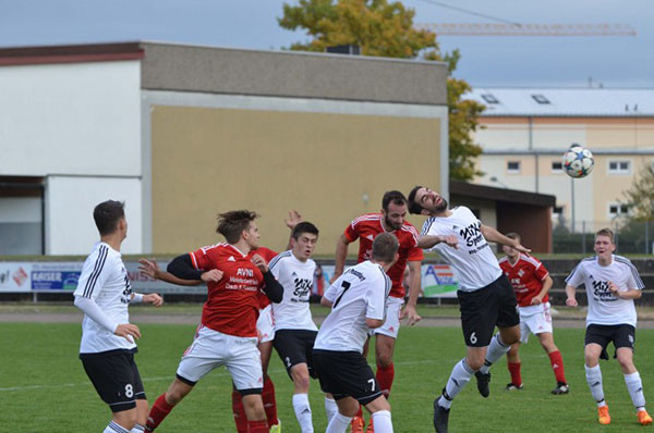 TSV 04 Feucht - SV Penzendorf 2:4 (1:2)