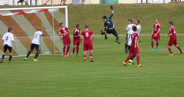 TSV 04 Feucht - 1.FC Schwand 3:0 (1:0)