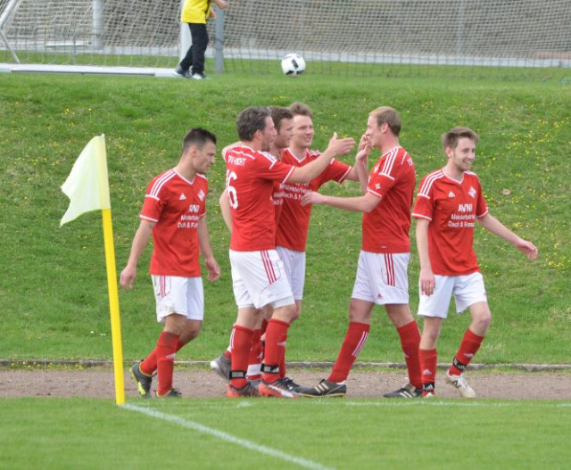 TSV 1904 Feucht – SV Lauterhofen 3:0 (0:0)