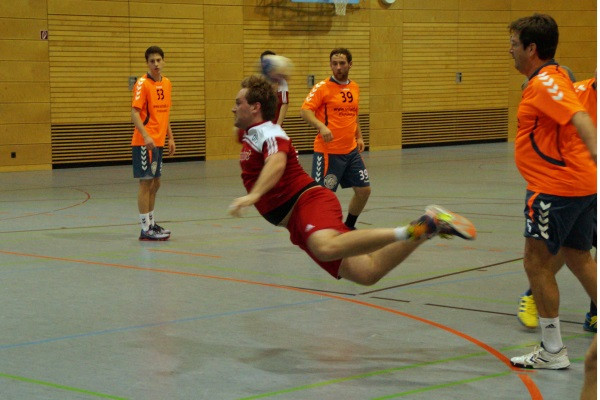 TSV 04 Feucht - SV 04 Auerbach III 22:27 (10:15)