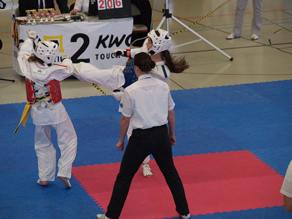 Taekwondo-Nachwuchs bringt drei Bayerische Meistertitel mit nach Hause