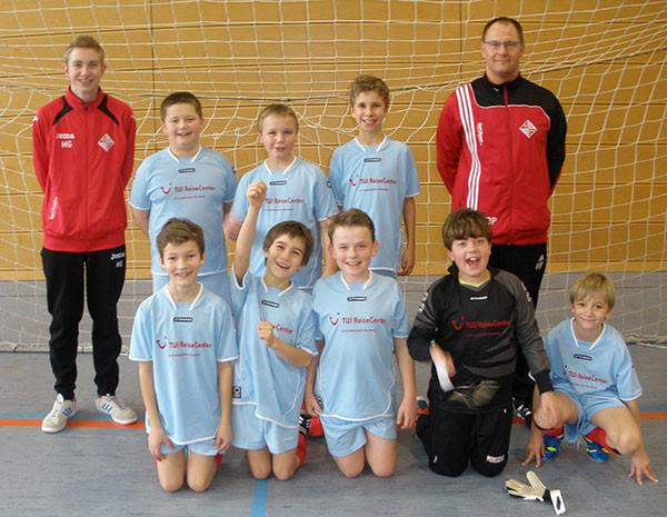 1. FC Altdorf gewinnt Sport-Grunert Hallen-Cup des TSV04 Feucht