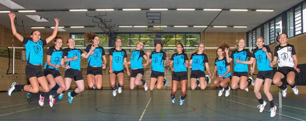 Auf dem Sprung: Nach dem Aufstieg wollen die Feuchter Volleyballerinnen jetzt natürlich auch in der Bayernliga abheben