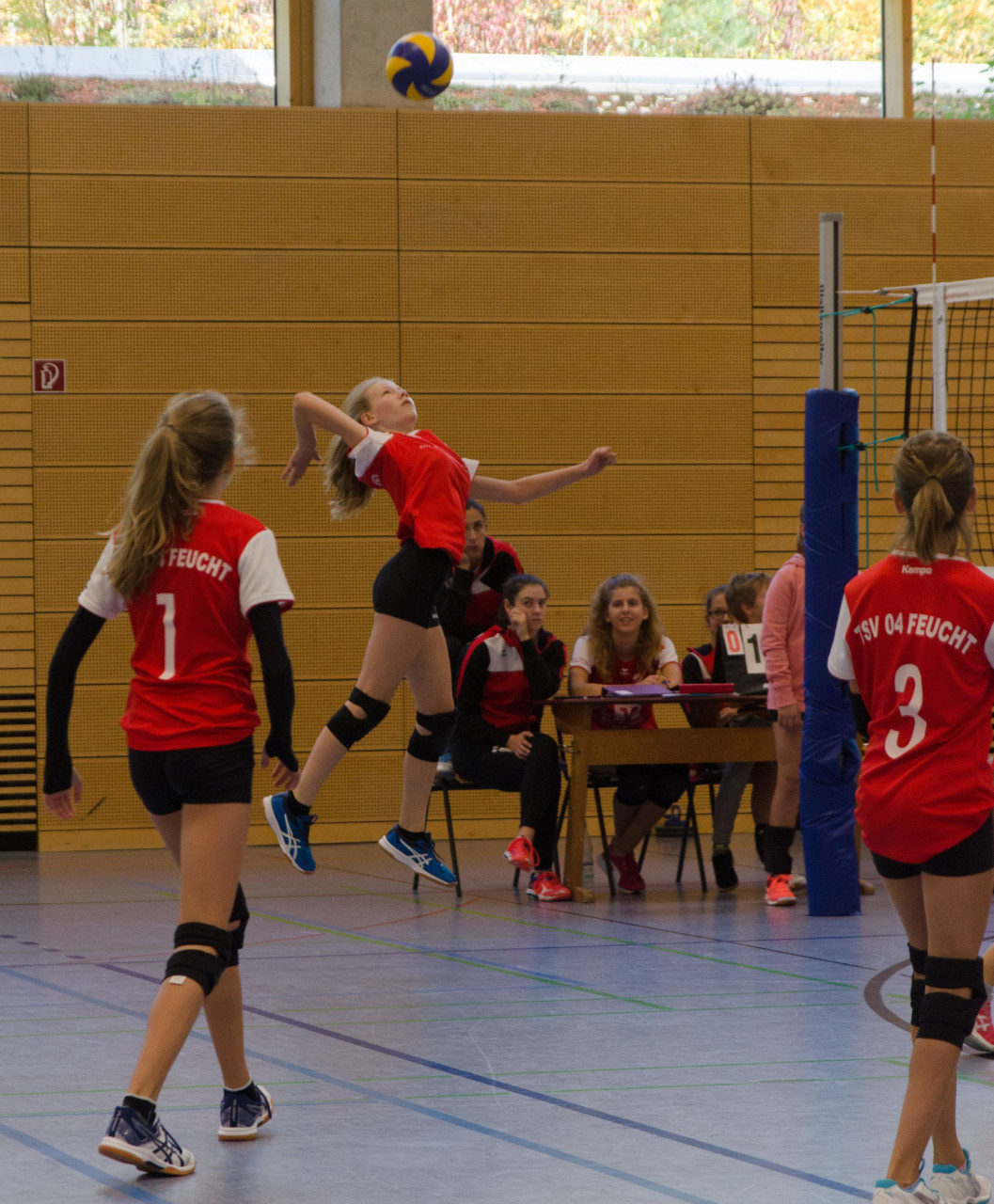 TSV-Mädels messen sich mit Meister und Vize
